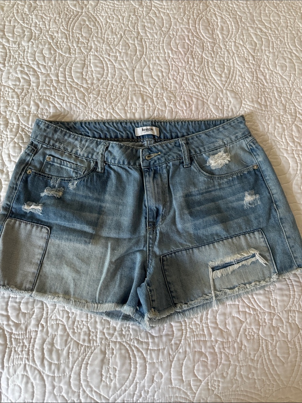 Kensie Faded Blue Denim Distressed Women's Shorts